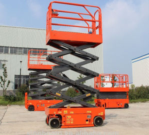 Opération flexible d'échafaudage d'ascenseur de plate-forme mobile électrique orange d'Access